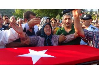 Şehit Annesinden Ağlatan İstek: Son Bir Kez Öpeyim