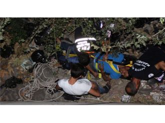 Alkolün Etkisiyle 5 Metre Yükseklikten Düştü