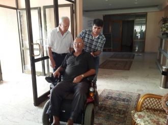 Didimli Hayırseverden Engelli Vatandaşa Akülü Sandalye Bağışı