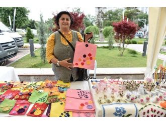 Hanımeller Çarşısı Kapılarını Açtı