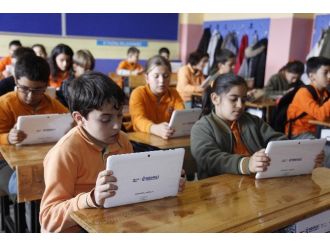 Kocaeli Büyükşehir 27 Bin 810 Tablet İçin İhaleye Çıkılacak