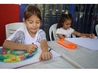 Geleceğin Ressamları Bayraklı’da Yetişiyor