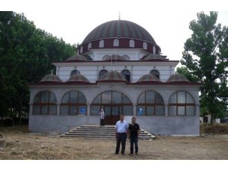 Hz. Hüseyin Camisi İbadete Hazır