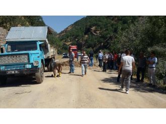 Tunceli-erzincan Karayolundaki Patlama