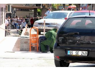 Hastane Bahçesindeki Şüpheli Bavul Paniğe Neden Oldu