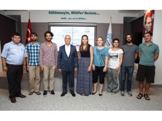 Amerikalı Öğrenciler Bozbey’i Ziyaret Etti