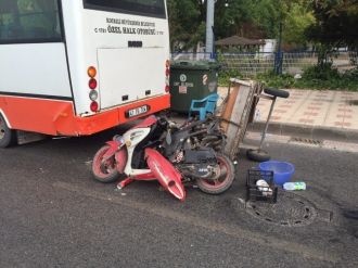 Motosiklete Çarpıp Kaçtı