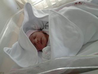 Minik Zehra Ameliyat Olmazsa Ölecek