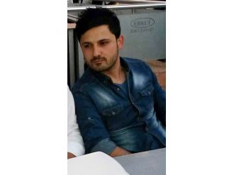 Motosikletiyle Kaza Yapan Yüzme Eğitmeni Hayatını Kaybetti