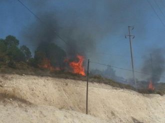 Çeşme’de Tatil Villalarının Bulunduğu Alanda Korkutan Yangın