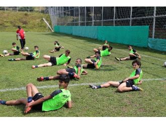 Van Büyükşehir Belediyespor’un Bolu Kampı Devam Ediyor