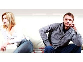 Eşini Makyajsız Görünce Dava Açtı