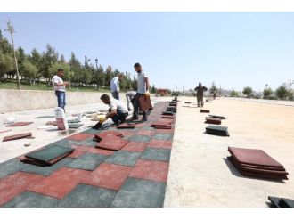 Büyükşehir, Parkları Yeniliyor