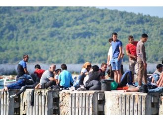 Ayvalık’ta Son 2 Günde 236 Kaçak Göçmen Yakalandı