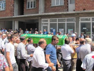 Uşak’taki Trafik Kazasında Hayatını Kaybeden Sağlıkçı Hisarcık’ta Toprağa Verildi