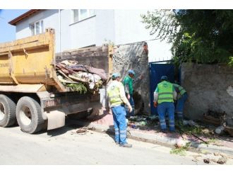 Çöp Ev Değil Sanki Çöp Dağı