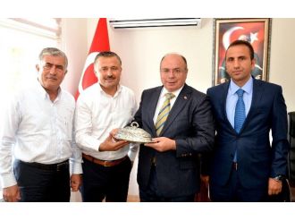 Kavaklıdere’den Vali Çiçek’e Güreş Daveti