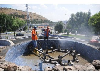 Pursaklar’da Parkların Bakım Ve Onarımı Yapıldı