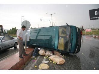 Afyonkarahisar’da Trafik Kazası: 2 Yaralı