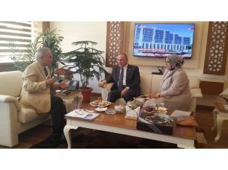 Ak Parti Düzce Milletvekilleri Hızlarını Kesmiyor