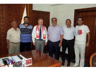 Nevşehirspor Yöneticilerinden Vali Ceylan’a Ziyaret