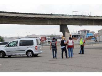 İstanbul Girişinde Bombalı Araç Araması