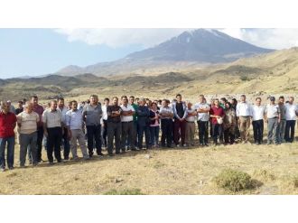 Hdp’lilerden ’Canlı Kalkan’ Eylemi