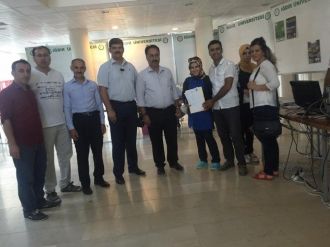 Rektöryılmaz Öğrencilerin Kayıt Heyecanına Ortak Oldu