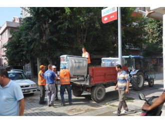 Çöp Konteynırları Yenileri İle Değiştiriliyor