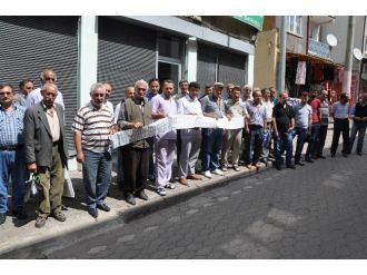 Sivas’ta Esnaf Kepenk Kapattı