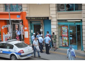 Polisle Sokak Müzisyeni Gençlerin Kovalamacası Sürüyor