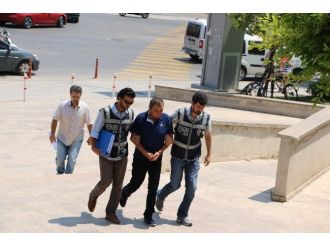 Sahte Kimlikle Kredi Çeken Dolandırıcıya Suçüstü