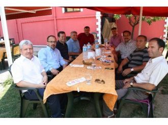 Devrekli Gurbetçiler Düzenlenen Yemekte Bir Araya Geldi