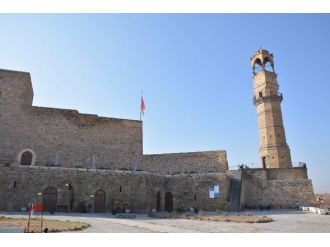 Belediye Niğde Kalesini Turizme Kazandırıyor