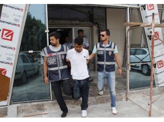 Kocaeli’de Telefon Dolandırıcısı Suçüstü Yakalandı