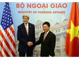 Abd Dışişleri Bakanı Kerry Vietnam’da