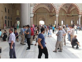 Edirne’deki Camilerde Yağmur Duası