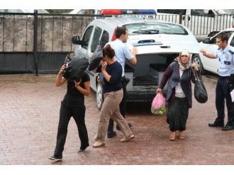 ‘Tırnakçı’ Kadınlara Suçüstü