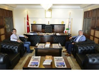 Chp Milletvekili Turpçu, Rektör Özer’i Ziyaret Etti