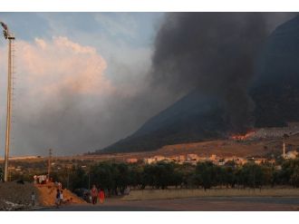 Manisa Çöplüğünde Yangın
