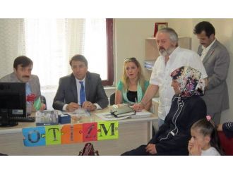 Milletvekili Aydemir Ve Estp Başkanı Güvenli Palandöken Otizm Derneği’ni Ziyaret Etti