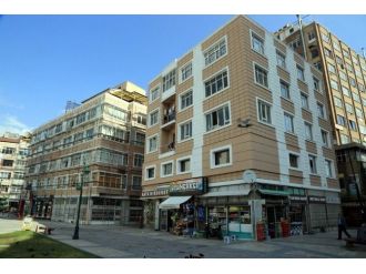 İş Merkezleri Ve Tarihi Mekanlar Çevresi İle Bütünleşiyor