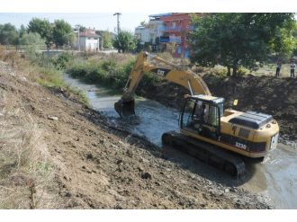 Bedre Deresi Islah Ediliyor