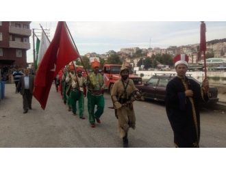 At Üstünde Mehteranlı Sünnet Düğünü