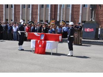 Şehit Polis Memuru İçin Emniyette Tören Düzenlendi