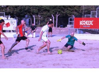 Masterler Plaj Futbolu Turnuvası’nda Gözler Finalde