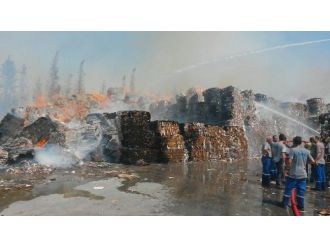 Atık Kağıt Fabrikasında Yangın