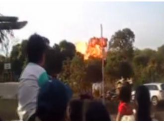 Şenliklerde Gösteri Uçağı Düştü