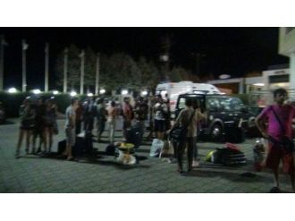 Makedon Gurubu Taşıyan Otobüs Yandı