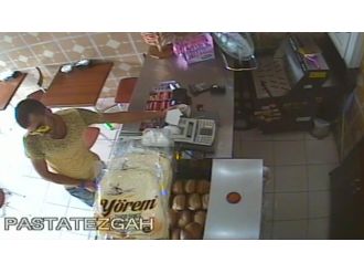 Sadaka Kutusunu İşte Böyle Çaldı